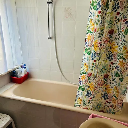 בית נופש House For Nature Lovers מדבודה