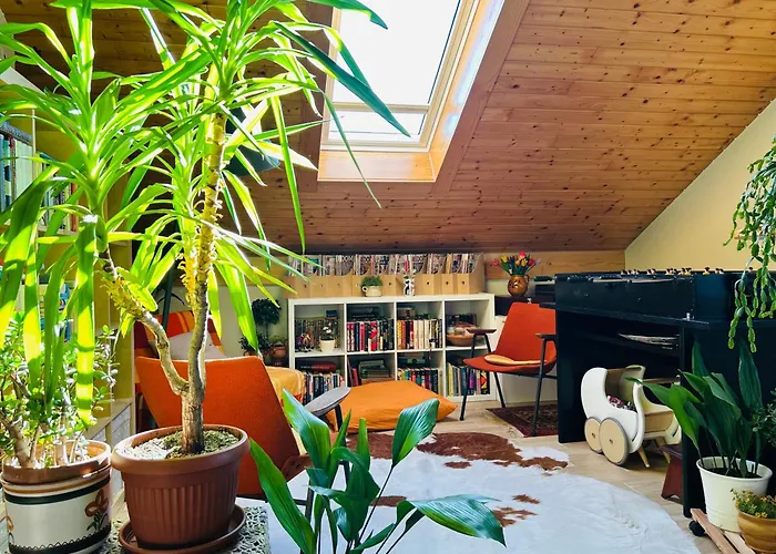 別荘 House For Nature Lovers メドヴォデ